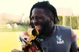 ΒΙΝΤΕΟ-ΕΤΣΙ αποχαιρέτησε τον Sako η Crystal Palace (Τα... σχόλια)