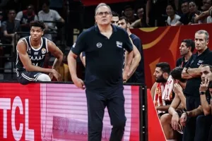 Αναχωρεί για Ελλάδα αύριο (10/9) η Εθνική