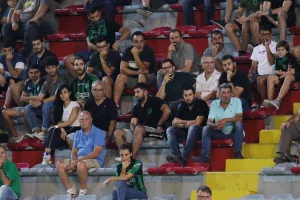 Περιμένουν/Παρασκευή