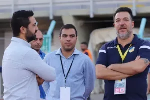 ΘΕΟΔΩΡΟΣ: "Οι συνεχείς διακοπές δεν βοηθούν τις ομάδες μας"