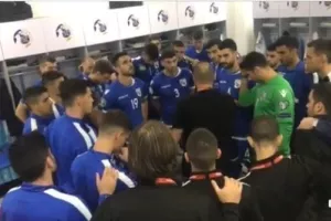 (ΒΙΝΤΕΟ) Η ομιλία του Σιμόν στ΄αποδυτήρια - "Ήρθε η ώρα..."