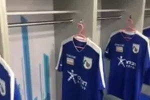 Τα αποδυτήρια της Εθνικής (βίντεο)