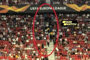 Αποχώρησαν νωρίτερα/Χλιαρές αποδοκιμασίες (φώτος)