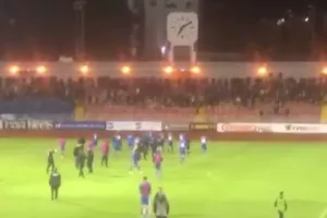 ΒΙΝΤΕΟ/"Ξέσπασμα" με "Σηκωτό" και "Τιμούρ, Τιμούρ, Τιμούρ!"