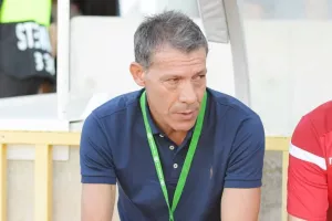 Ξέρει ο Λάρκου