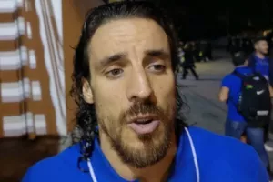 ΡΕΝΑΤΟ: "Δεν είμαστε ευχαριστημένοι/Έχω πολλά χρόνια ποδόσφαιρο" (βίντεο)