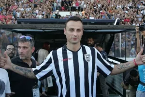 Μπερμπάτοφ: «Ποιοι είστε εσείς που θα μου πείτε πώς παίζω;»