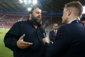 «Τυχεροί που έχουμε τον Μαρινάκη»