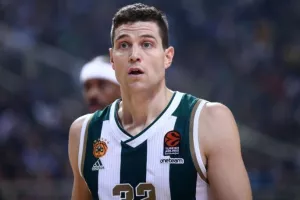 Κανονικά ο Φριντέτ, εκτός ο Βουγιούκας