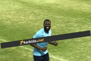 Τι... κρύβει;