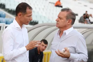 Ιταλός/Πρόδρομος