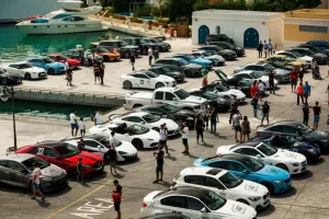 Γεμίζουν οι δρόμοι με Supercars! 