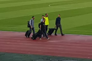 Έτοιμοι οι ρεφ...