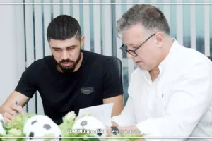 ΕΚΛΕΙΣΕ... στην Ομόνοια