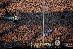 Με τουλάχιστον τέσσερις χιλιάδες οπαδούς του στο Βόλο