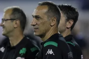 Παρακάμερα: "Σωκράτη δεν έχουμε μπει καλά, μίλα τους"