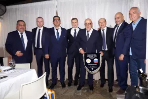 Δεξίωση και... ευχή από ΚΟΥΜΑ (φώτος)