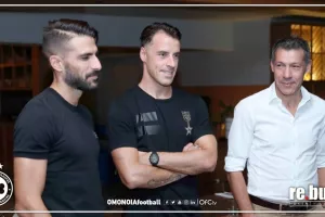 (Φώτος/Ομόνοια) Δείπνο στη Λάρνακα 