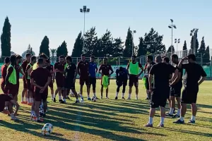 Συστάσεις και... πρώτη προπόνηση (φώτος)