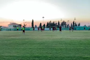 Συστάσεις και... πρώτη προπόνηση (φώτος)