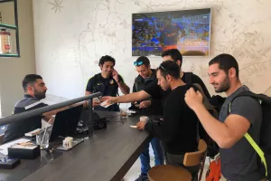 ΑΠΟΕΛίστες από Αγγλία (φώτος) 