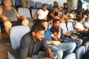 Πολλά… μάτια στο “ΠΑΠ” (φώτος) 