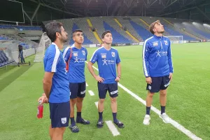 Εντυπωσιασμένοι απ' το γήπεδο!