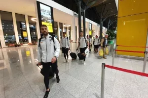 (ΦΩΤΟΣ) ΠΕΤΑΞΕ... με ΤΡΙΠΟΝΤΟ στις αποσκευές