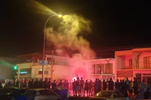 Έστησαν πάρτι οι ΜΑΧΗΤΕΣ με το σφύριγμα της λήξης! (φώτος & βίντεο)