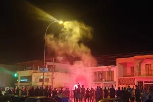 Έστησαν πάρτι οι ΜΑΧΗΤΕΣ με το σφύριγμα της λήξης! (φώτος & βίντεο)