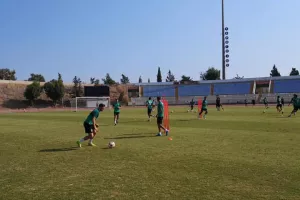 ΦΟΥΛΑΡΕΙ για ΑΕΛ (Φώτος)