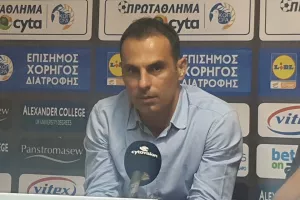 ΕΝΤΟΝΟΣ ο ΠΟΥΡΣΑ: "Θα φύγει ο Πουρσαϊτίδης; Φέτος γίναμε άσχετοι;"