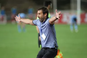 Δεν πάει πουθενά 
