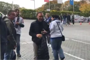 (ΦΩΤΟΣ/ΒΙΝΤΕΟ) Ο Τόμας Ντολ στην τιμητική του Ράφαελ Φαν Ντερ Φάαρτ 