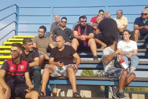 (ΦΩΤΟΣ) Οι οπαδοί της Αλκής στην Ερήμη