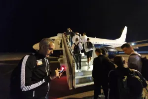 (ΦΩΤΟΣ) ΠΕΤΑΞΕ... με ΤΡΙΠΟΝΤΟ στις αποσκευές