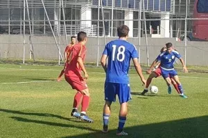 Εθνική U19/ ΔΙΠΛΟ με Μάμα και Τζιωνή