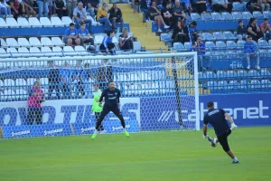 5/2 Λόρια