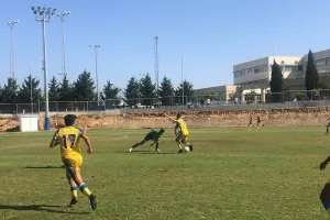 Κοντά στην κορυφή/Νίκη 4-1