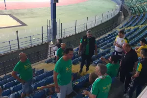 Οργανωμένο σύνολο/ΑΕΚ (φώτος)