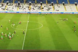 Ματιές στην προθέρμανση του Ολυμπιακού ο Μπεργκ! (φώτος) 