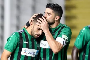 Το... φιλί του Γιο-Γιο στον Παναγιώτη