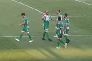 Τράβηξε... εξάσφαιρο ο ΑΡΗΣ! (φώτος)