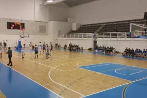Ομόνοια: Με μια… βαλίτσα στο χέρι