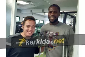 ΠΕΡΙΜΕΝΕΙ ακόμα ο Ουζόχο/Kerkida φώτο