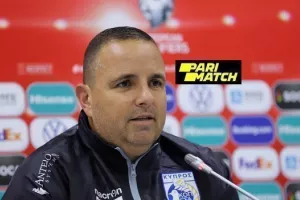 ΕΡΩΤΗΣΗ σε Μπεν Σιμόν για τις ήττες του ΑΠΟΕΛ...