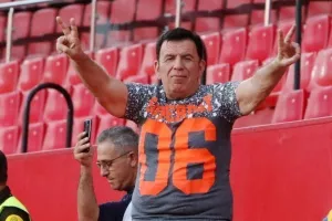 ΜΟΝΟ ΑΠΟΕΛ