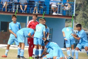 Κ16 (Φωτορεπορτάζ) Πάφος FC -  Ολυμπιακός
