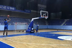 ΧΩΡΙΣ προβλήματα το ΑΠΟΕΛ (φώτος)