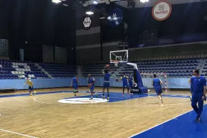 ΧΩΡΙΣ προβλήματα το ΑΠΟΕΛ (φώτος)